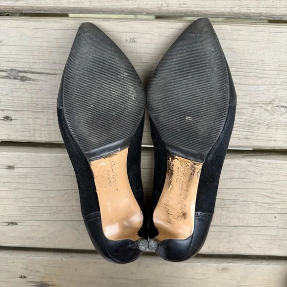Salvatore Ferragamo Neissa pumps in black suede and leather shoes size 7.5 B - Picture 16 of 16